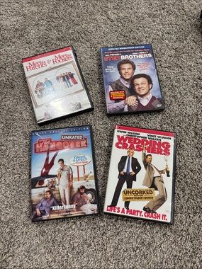 Assorted DVD bundle - comedies